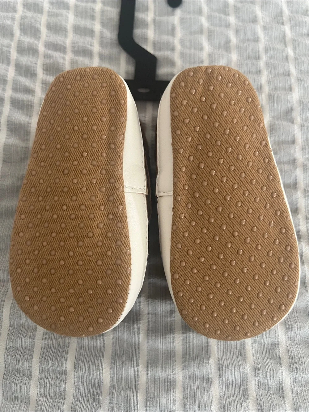 Old Navy Baby Moccasin Loafers - Brown - size 6-12 months